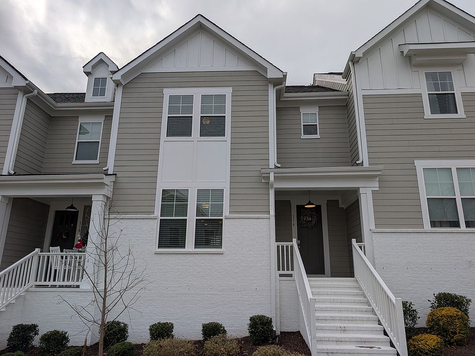 1st image of 116 Etteinne Garden Ln