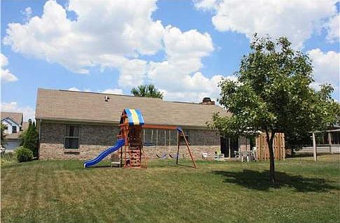3rd image of 7943 Rock Rose Ct