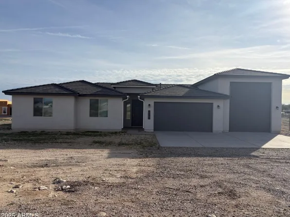 20285 W WOLF Street, Litchfield Park, AZ 85340