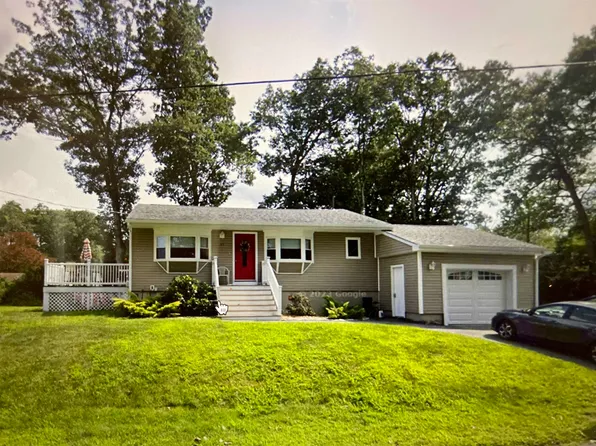 23 Alexander Avenue, Salem, NH 03079