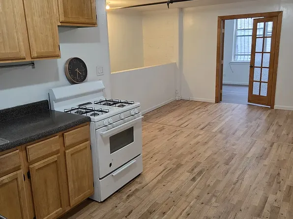 57 Scholes St #B6, Brooklyn, NY 11206