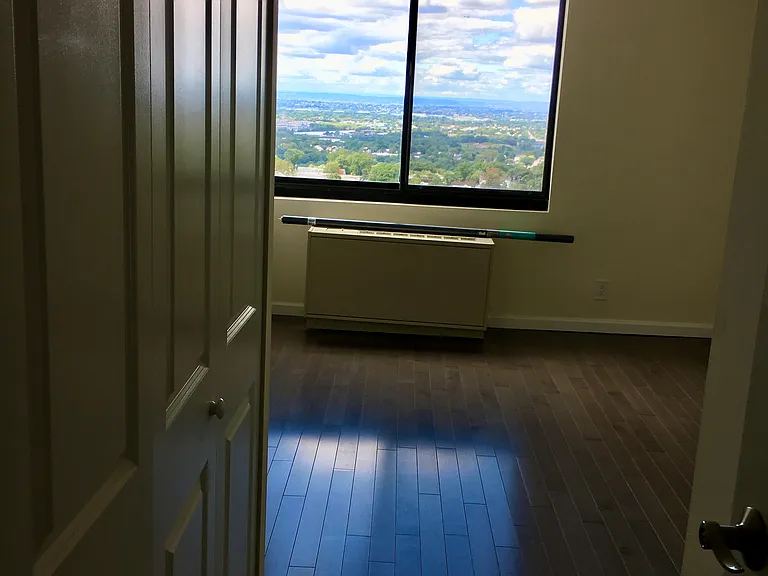 770 Anderson Ave #22 — Photo 6