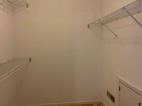 5th image of 2054 Wiltshire St