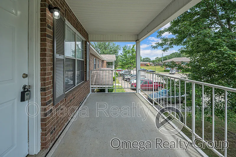 1 bed, 1.0 bath, 725 sqft, $575 — Photo 2