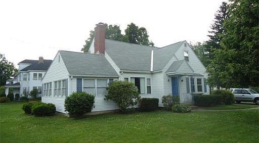 2nd image of 295 Main St