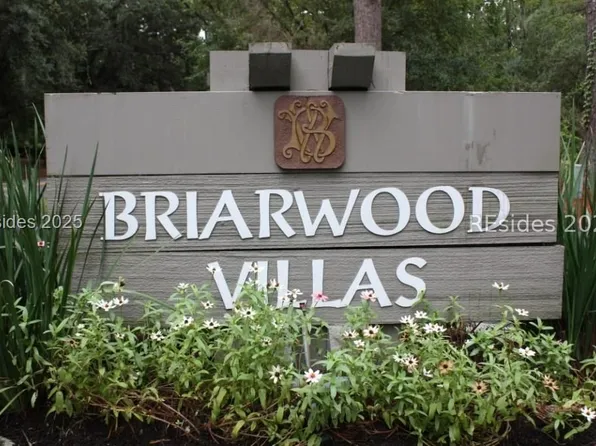 21 Calibogue Cay Rd APT 378, Hilton Head Island, SC 29928