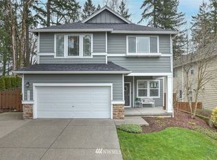 27402 211th Ct SE, Maple Valley, WA 98038