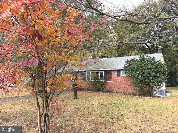 4th image of 1664 Glen Dr