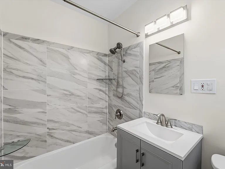 3226 Gunston Rd — Photo 21