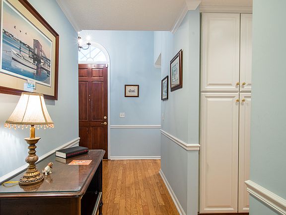 5th image of 9085 Hadley Ct
