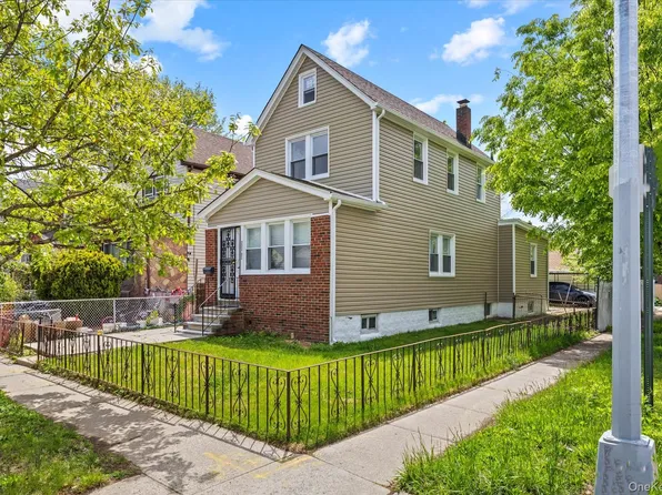 22102 114th Avenue, Cambria Heights, NY 11411