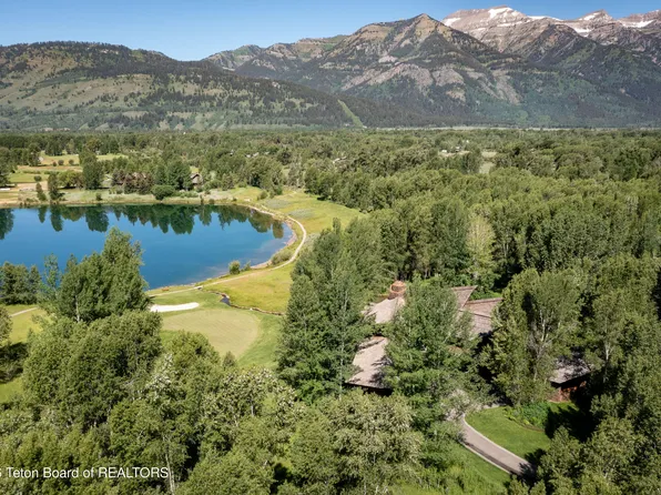 3125 Tucker Ranch Rd, Wilson, WY 83014