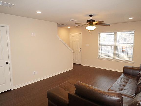 4th image of 3411 S College Ave APT 211