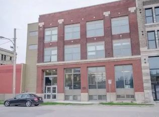 128 James Ave #201, Winnipeg, MB R3B0N8