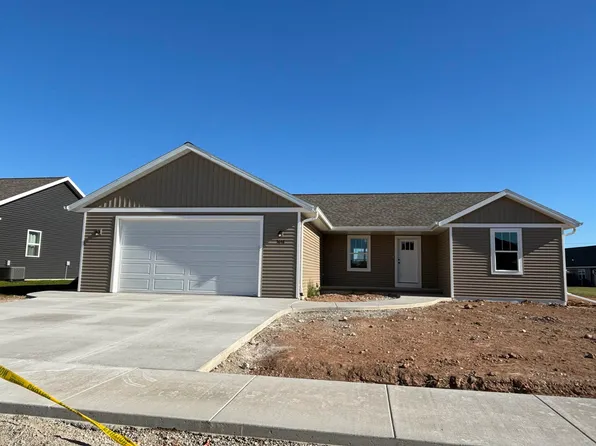 5646 N Yosemite Ln, Appleton, WI 54913