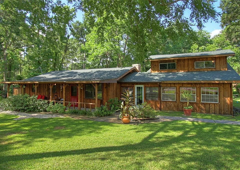 1st image of 108 Delaware Dr