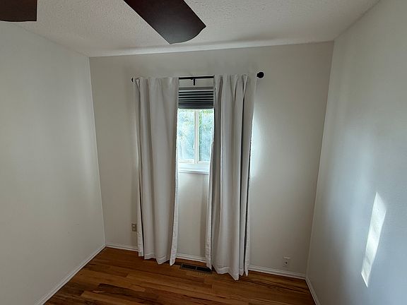 5th image of 4008 Meadowland Blvd