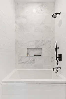 Rented by Compass | media 23