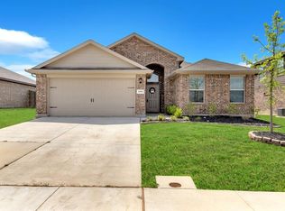 408 Saratoga Ln, Ponder, TX 76259