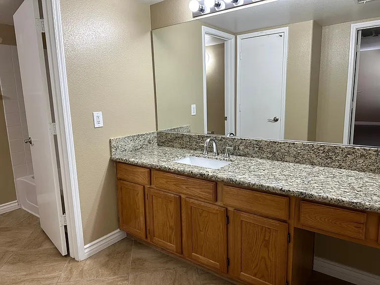 7255 W Sunset Rd #G — Photo 10