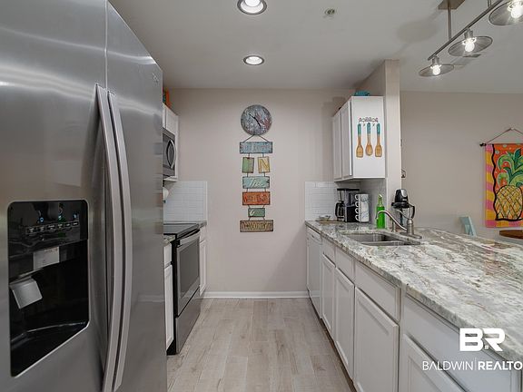 4th image of 1517 Regency Rd Unit 38