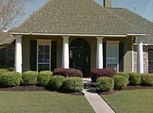 3253 White Lane Dr, Baton Rouge, LA 70816