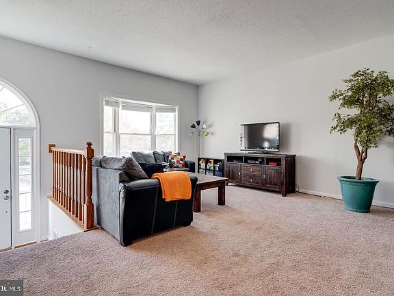 4th image of 7230 Whitlers Creek Dr