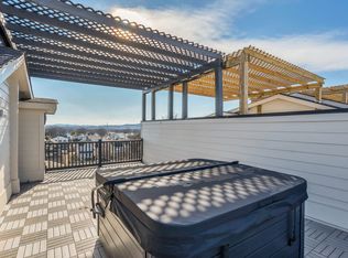5301 Centennial Blvd UNIT B, Nashville, TN 37209