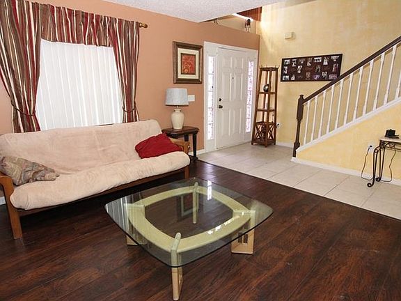 3rd image of 502 N Firwood Dr
