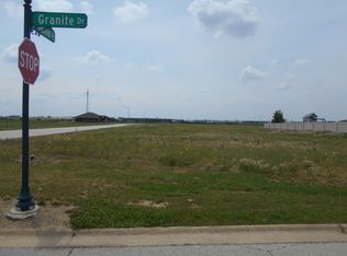 1094 Granite Dr, Manteno, IL 60950
