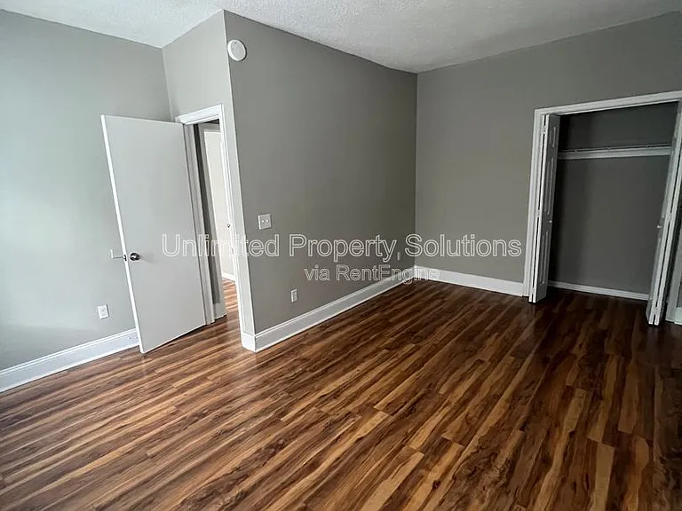 214 S 13th St #B — Photo 14