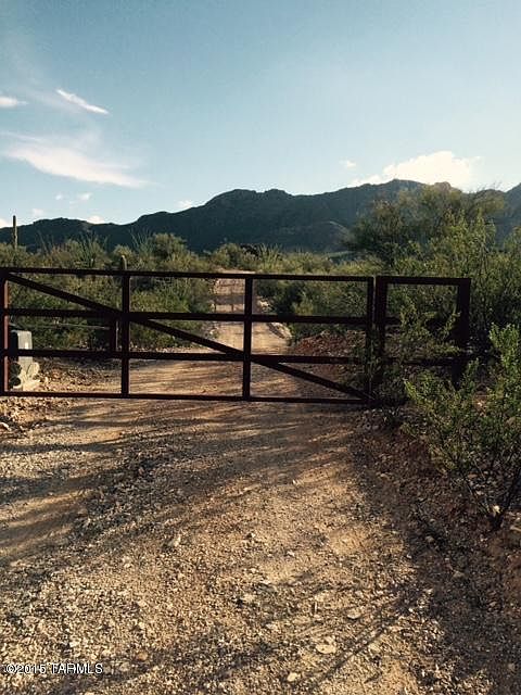 1st image of W Sweetwater Dr