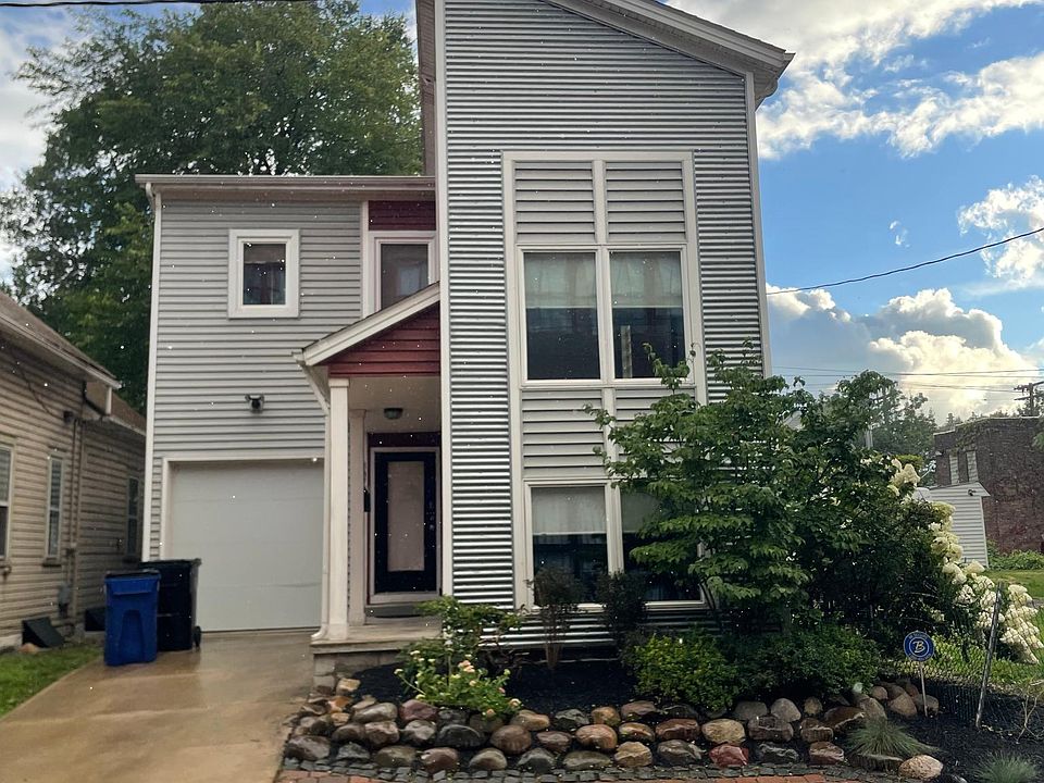 1st image of 2374 Thurman Ave
