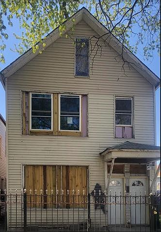 2nd image of 4850 S Justine St