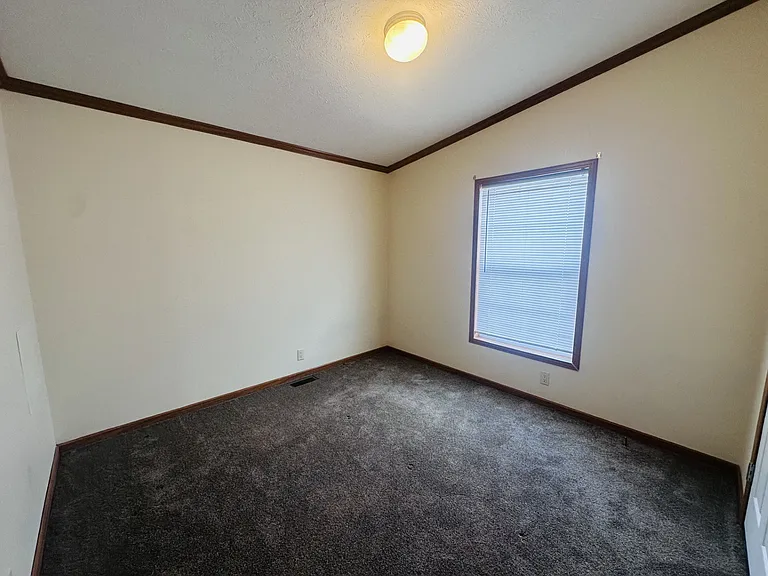 9800 Bloomsbury Cir — Photo 30
