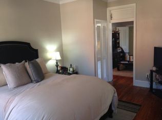 3210 1/2 O St NW, Washington, DC 20007