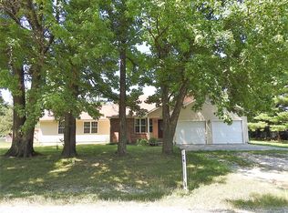 1283 NE 140th, Knob Noster, MO 65336