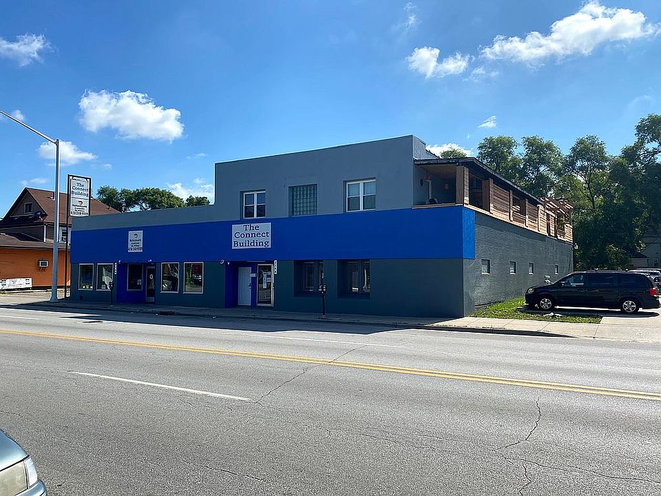 2nd image of 2140 Division Ave S
