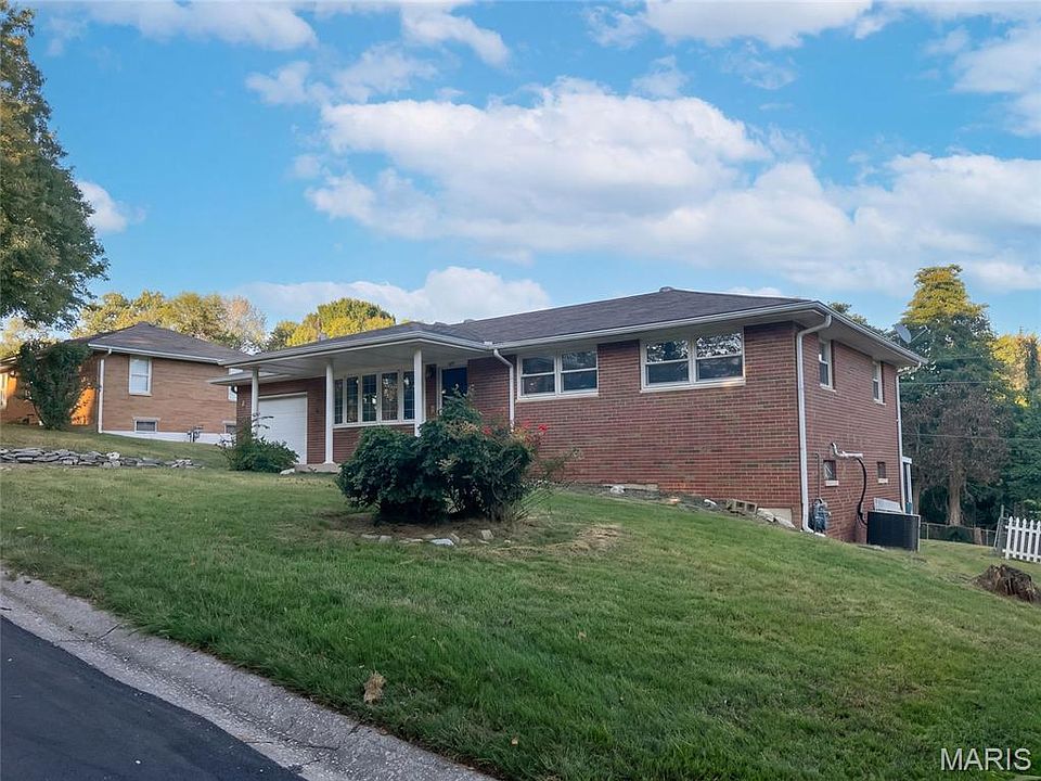 1st image of 4917 Hill Dr