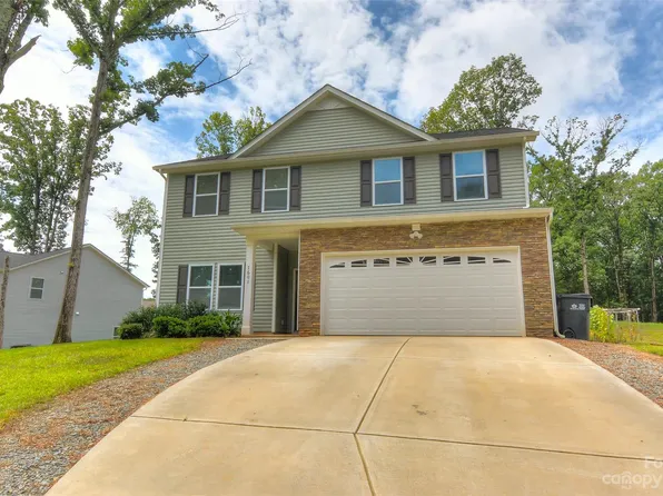 7601 Denbur Dr, Charlotte, NC 28227