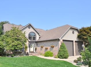 54195 Pebblestone Ln, Elkhart, IN 46514