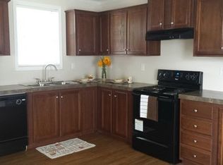 3 Pinebark Ln, Browns Summit, NC 27214