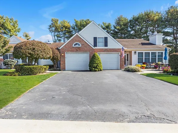 23 Standish Drive #23, Mount Sinai, NY 11766