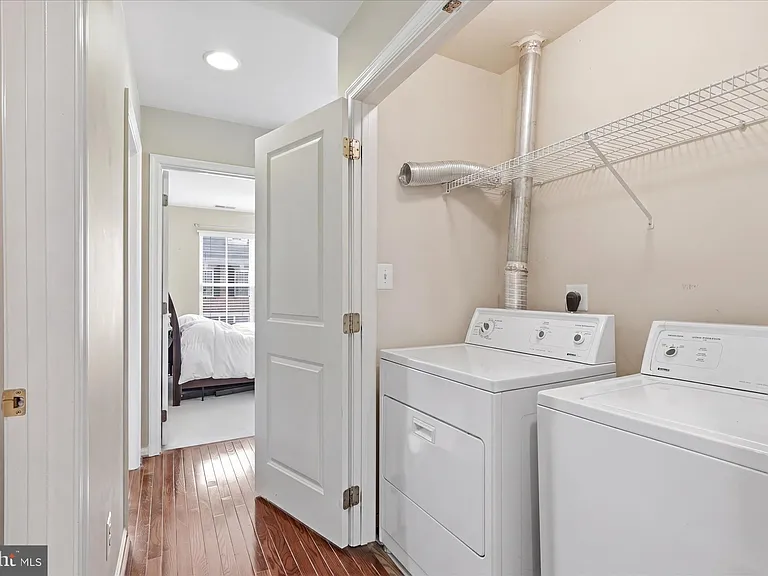 42476 Regal Wood Dr — Photo 29