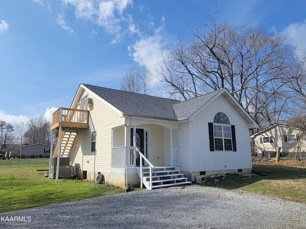 1406 Johnson St, Etowah, TN 37331