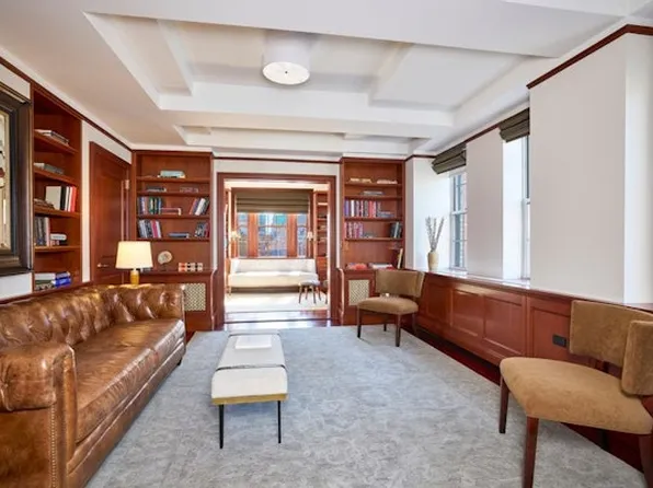 28 East 70th Street image 7 of 19