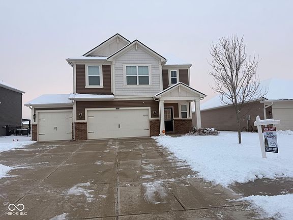 2nd image of 8809 Winton Pl