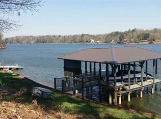 5932 Flintlock Ct, Hickory, NC 28601