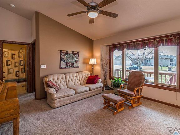 5th image of 2408 E Baxter Cir