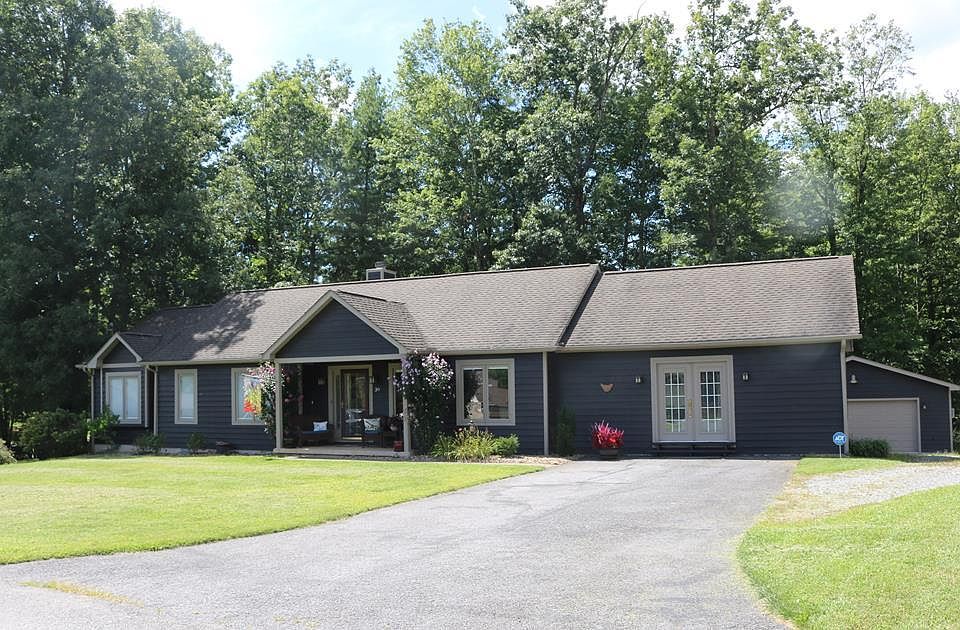 1st image of 39 Sandlewood Dr